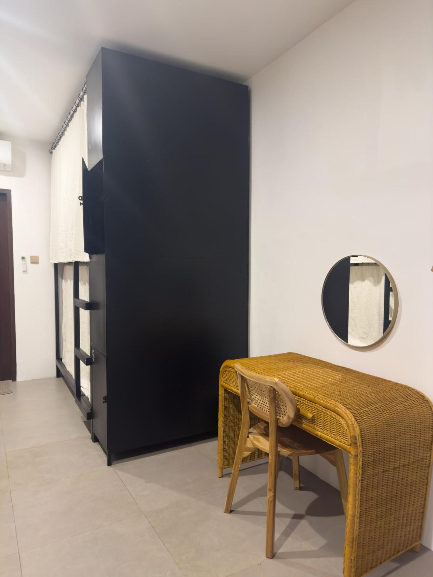 The Farm Hostel Canggu Buitenkant foto